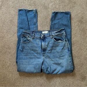 Abercrombie & Fitch 90s Straight Ultra High Rise